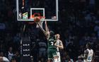 濃眉遭爆，一戰(zhàn)封神！逆天三分+死亡隔扣，NBA歷史首人！