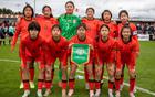 中國(guó)女足慘敗，連丟五球，球迷失望。