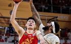 周琦實(shí)力強(qiáng)，26+13籃下統(tǒng)治；胡金秋兩屆MVP。