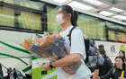 中國女籃亮相，張子宇花捧高挑，楊力維酷，楊舒予帥氣。