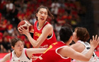 中國(guó)女籃三連勝，張子宇、韓旭共得36分。