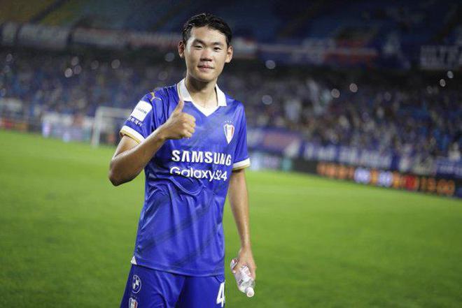 三隊(duì)爭(zhēng)搶樸勝秀！拜仁、紐卡、馬賽角逐18歲韓國(guó)小將