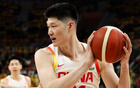 楊周雙塔，胡金秋余嘉豪聯(lián)手27+14，內線優(yōu)勢勝出。